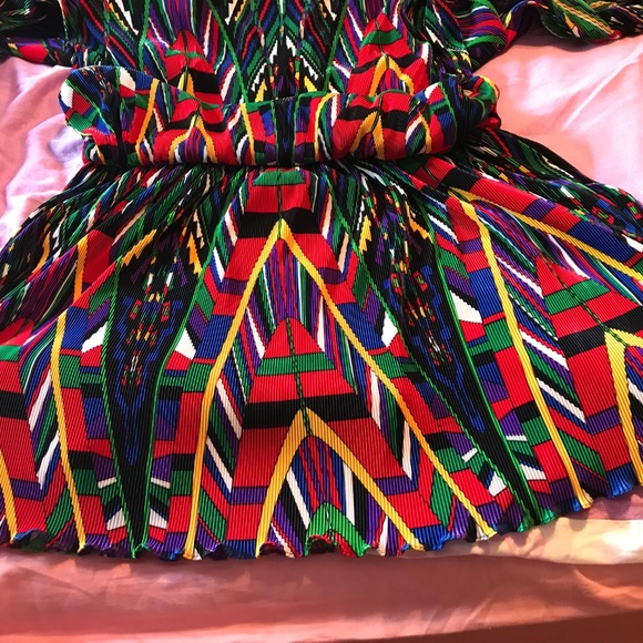 WOW!!! BEAUTIFUL & COLORFUL dress size 1x! - Picture 5 of 7